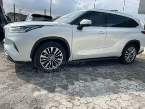 Toyota Highlander 2023 White