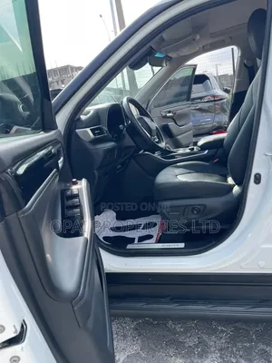 Toyota Highlander 2023 White