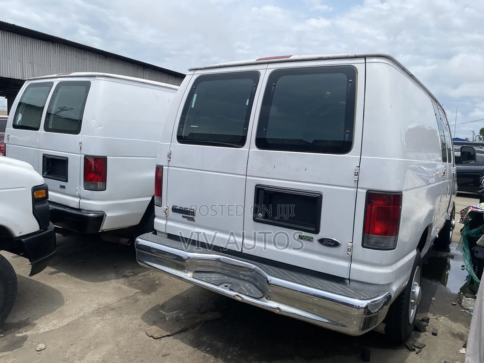 Ford E250 2012 White
