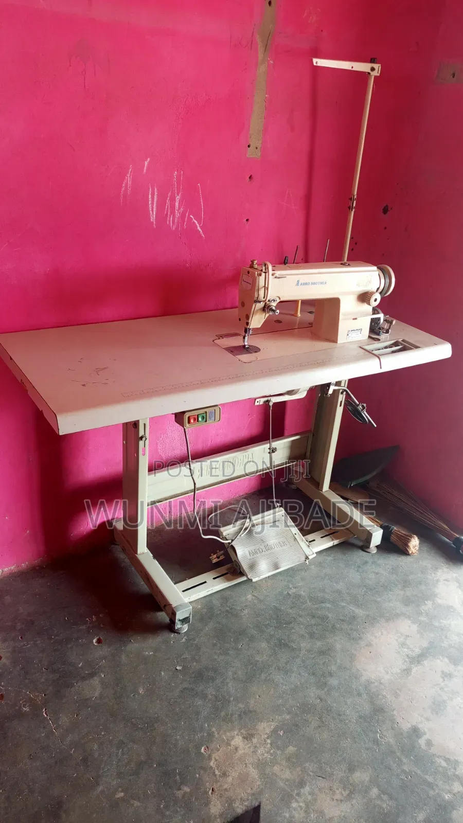 Industrial Sewing Machine