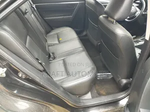 Toyota Corolla 2017 Black