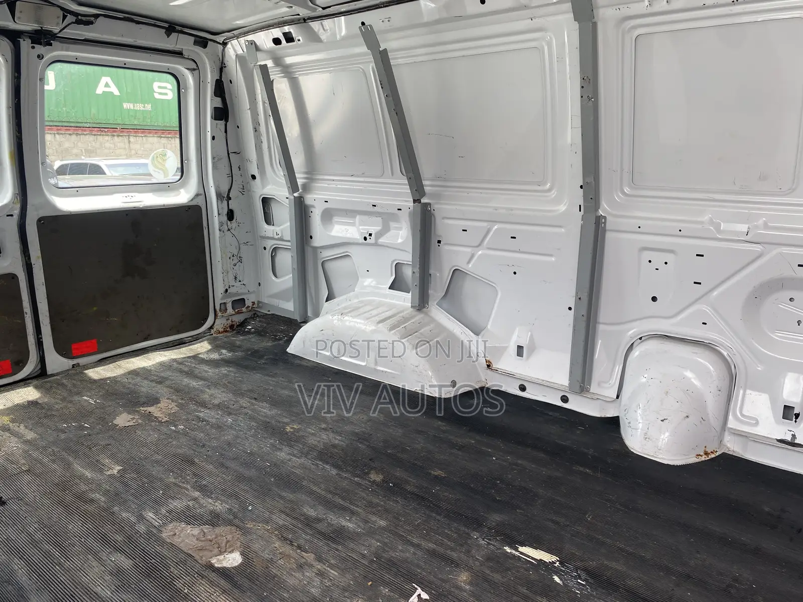 Ford E250 2014 White
