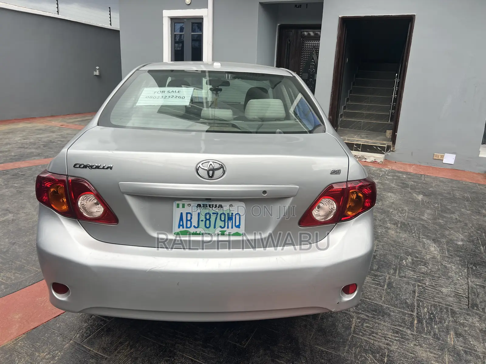 Toyota Corolla 2010 Silver