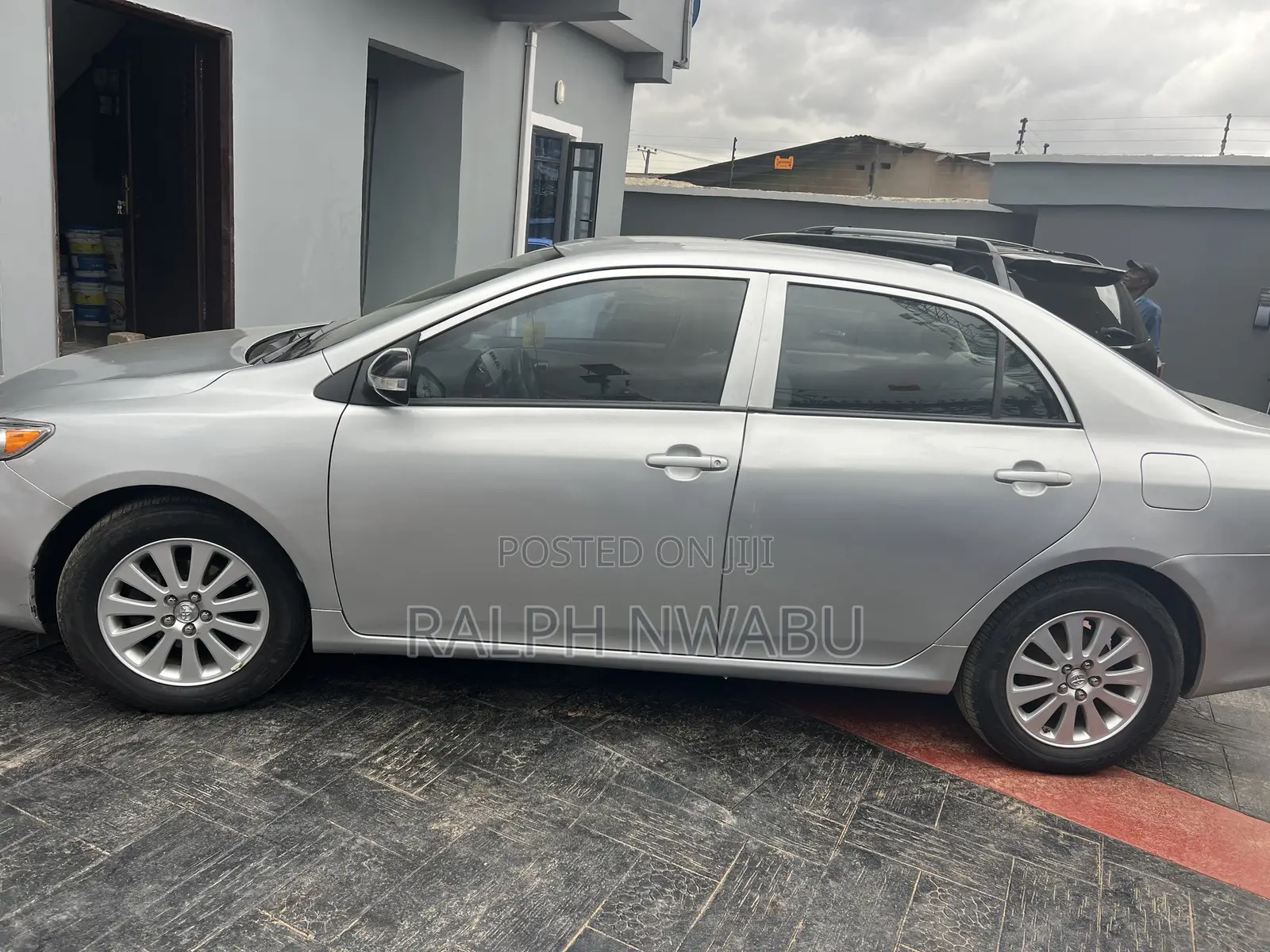 Toyota Corolla 2010 Silver