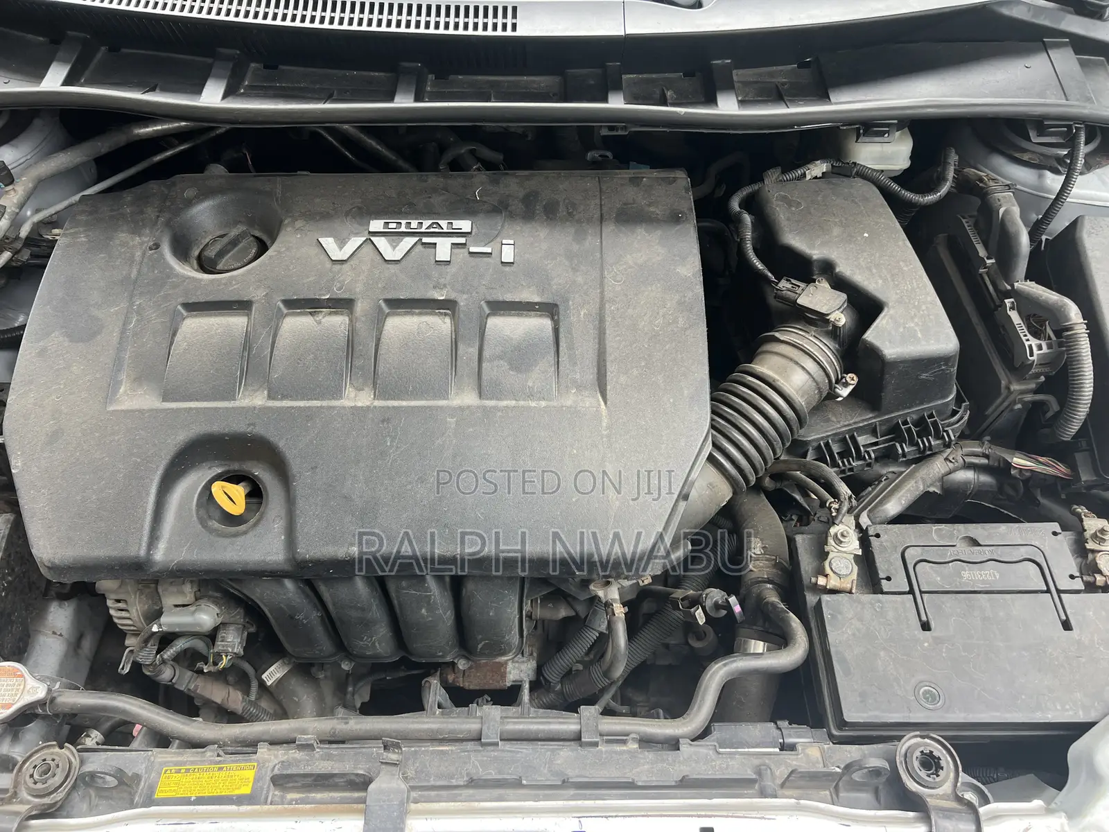 Toyota Corolla 2010 Silver