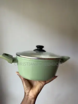 Neatly Used Lemon Pot – Good Condition