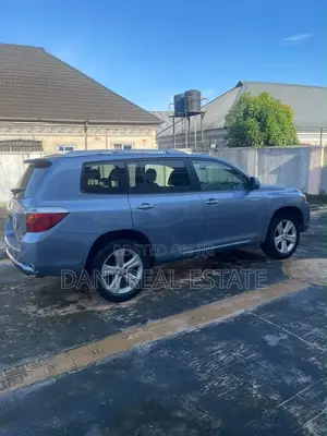 Toyota Highlander Base 2009 Purple