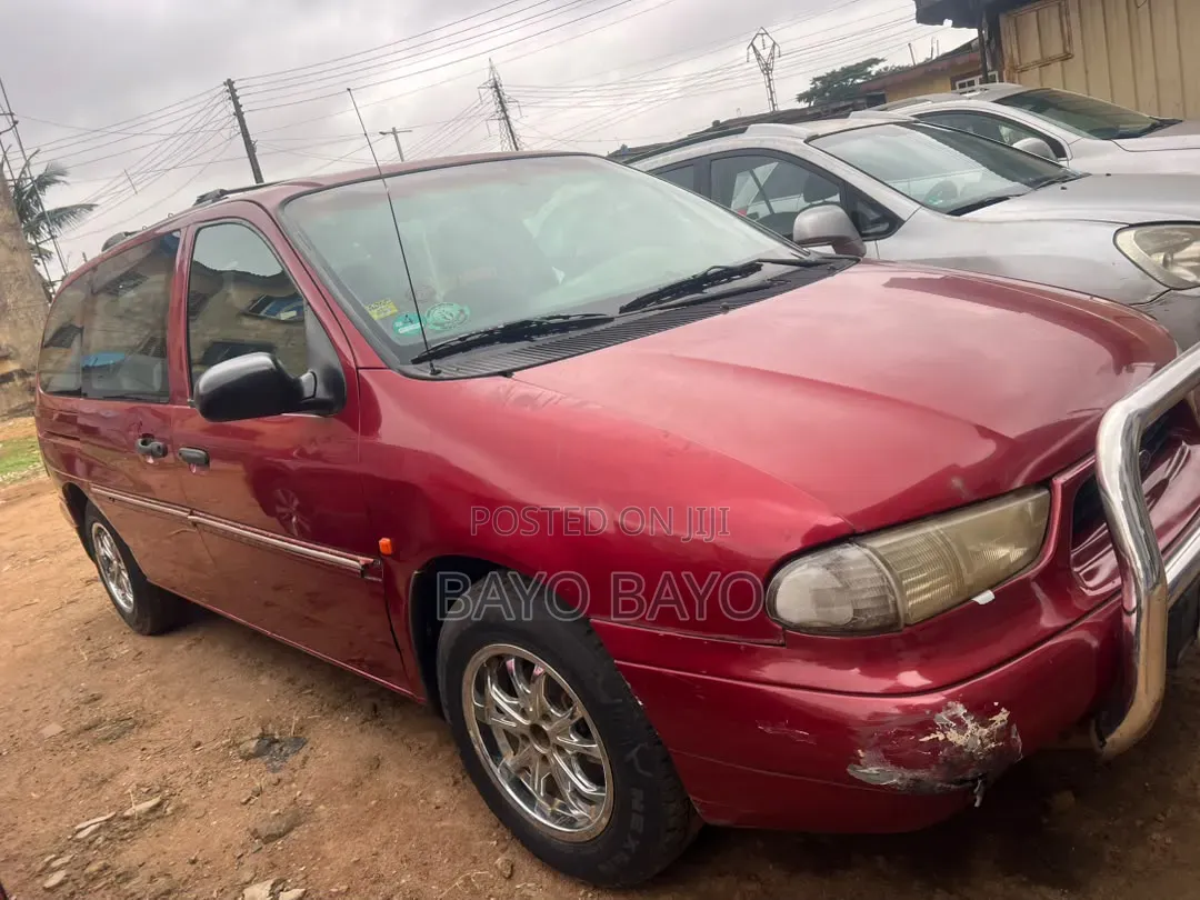 Ford Windstar 2003 Red