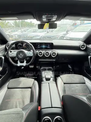 Mercedes-Benz GLA-Class 2021 Black