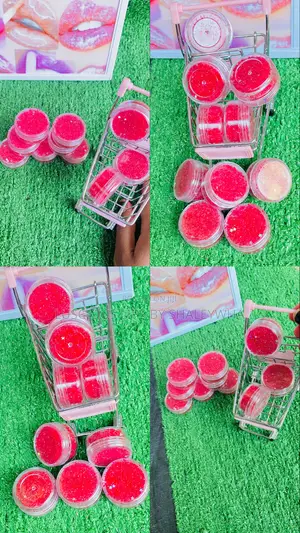Strawberry Exfoliating Lip Scrub