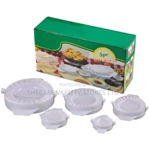 Meat Pie Moulder