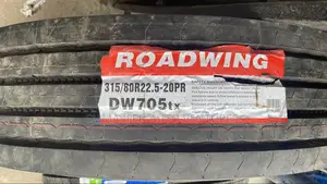 315/80r22.5 Roadwind Tire