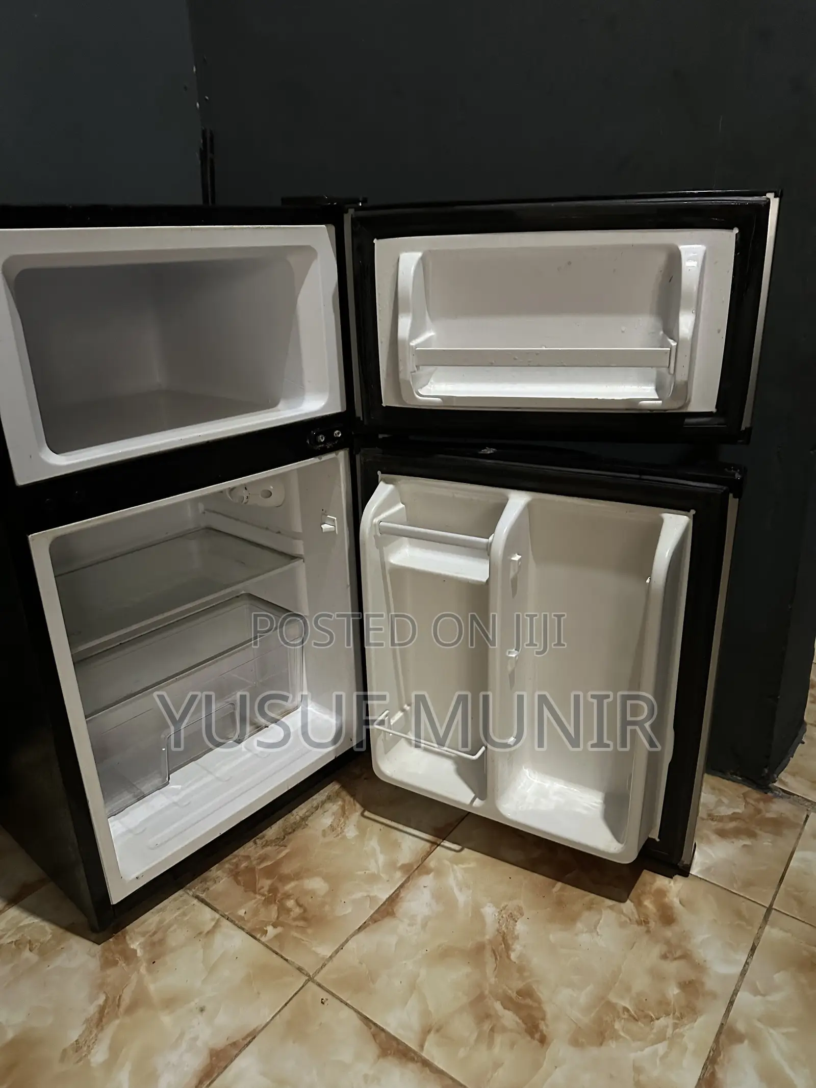 Insignia Small Refrigerator/Fridge With Freezer