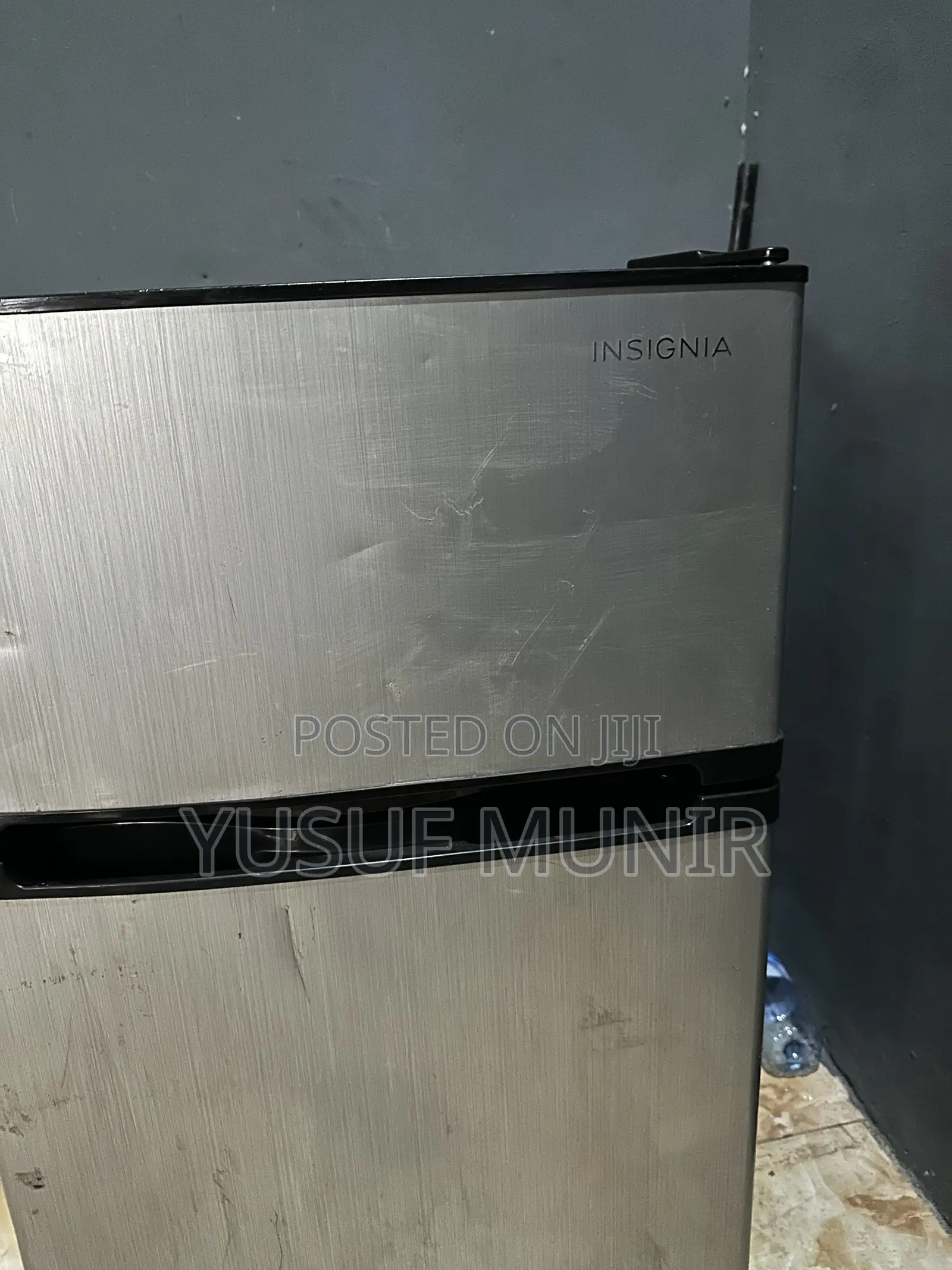 Insignia Small Refrigerator/Fridge With Freezer