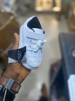 Multipurpose Unisex White Sneakers