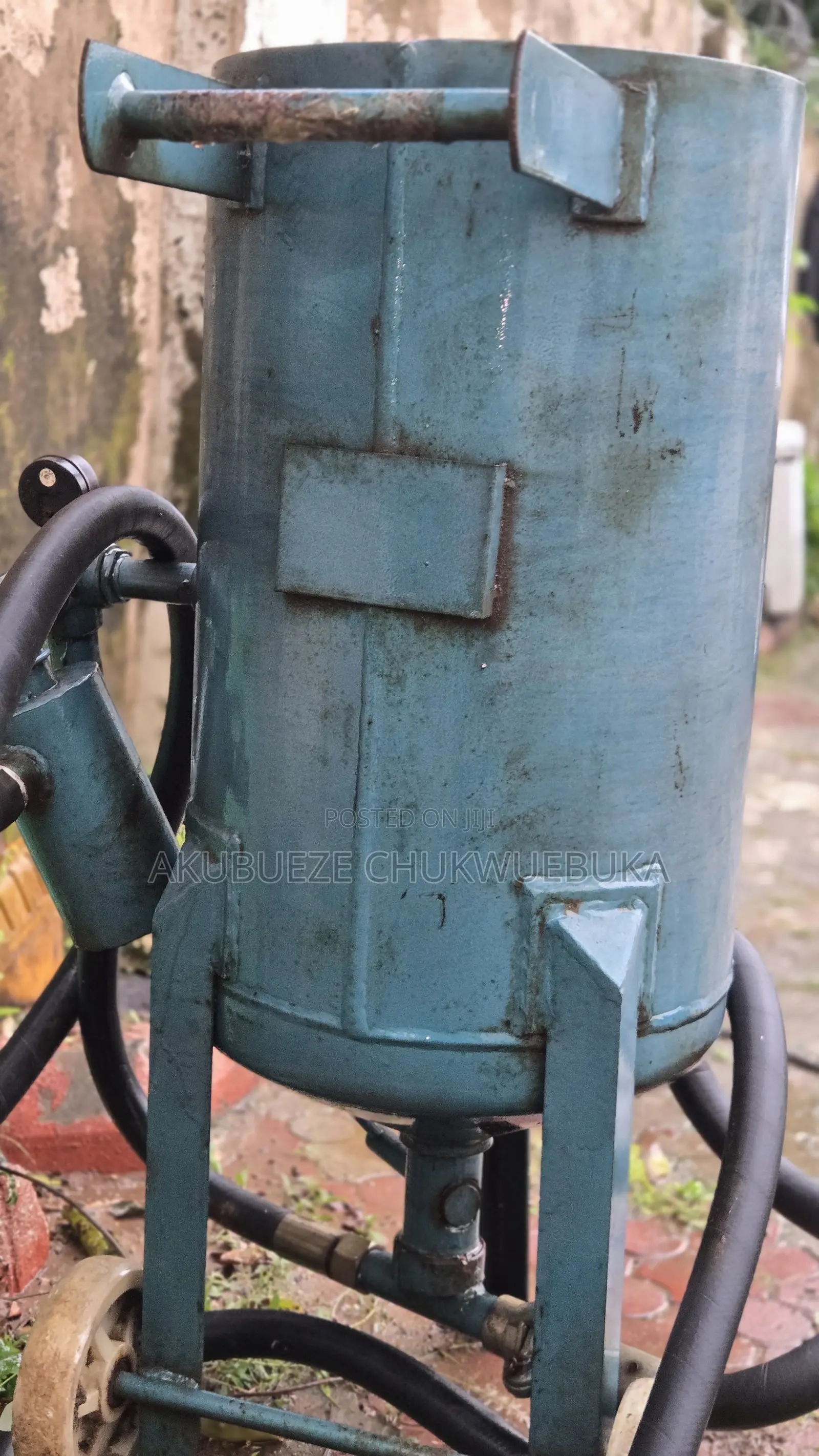 Sandblasting Machine