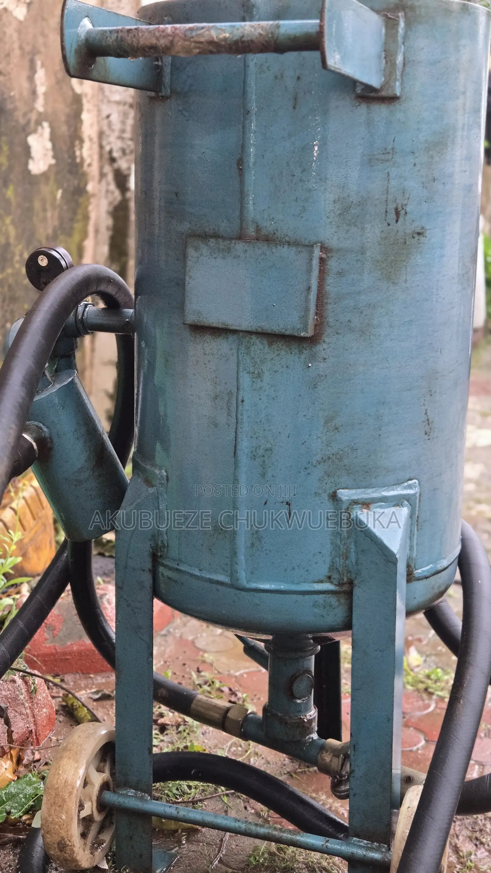 Sandblasting Machine