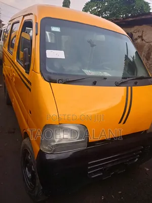 Suzuki Every 2018 Yellow
