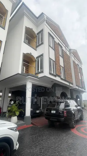 4bdrm Townhouse / Terrace in Oniru - Victoria for rent