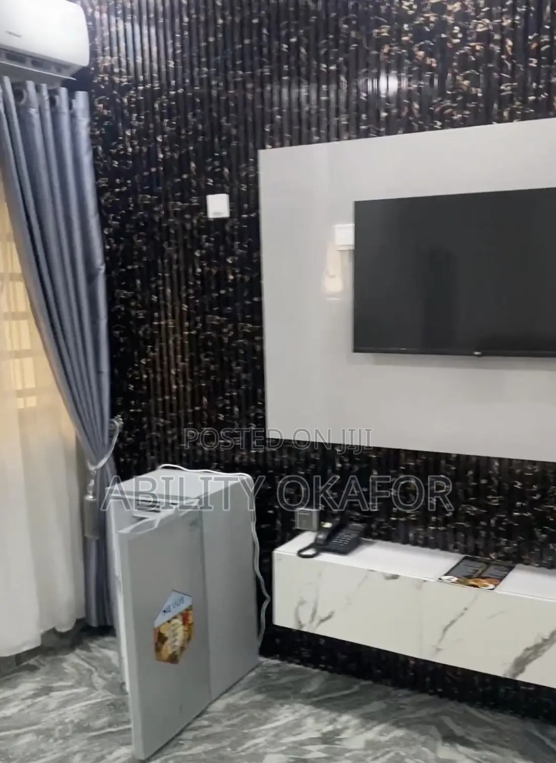 A Duplex Service Appartment Available