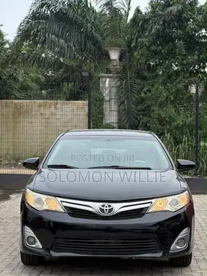 Toyota Camry XLE 4dr Sedan (2.5L 4cyl 6A) 2012 Black