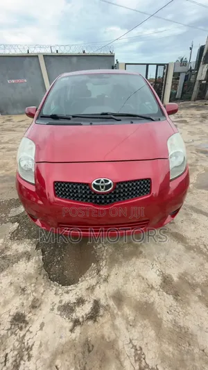 Toyota Yaris 1.3 VVT-i Automatic 2007 Red