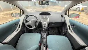 Toyota Yaris 1.3 VVT-i Automatic 2007 Red