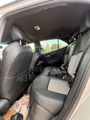 Toyota Corolla 2022 Silver