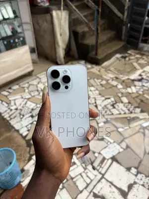Apple iPhone 15 Pro 256 GB White
