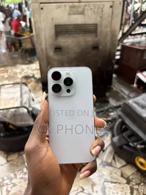 Apple iPhone 15 Pro 256 GB White