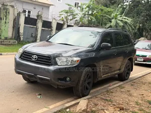 Toyota Highlander SE 2010 Gray