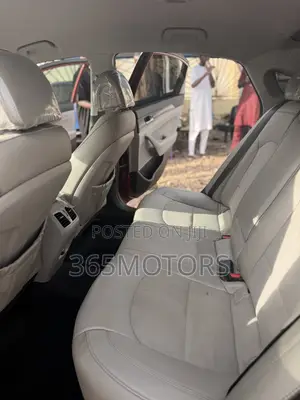 Hyundai Sonata 2016 Red