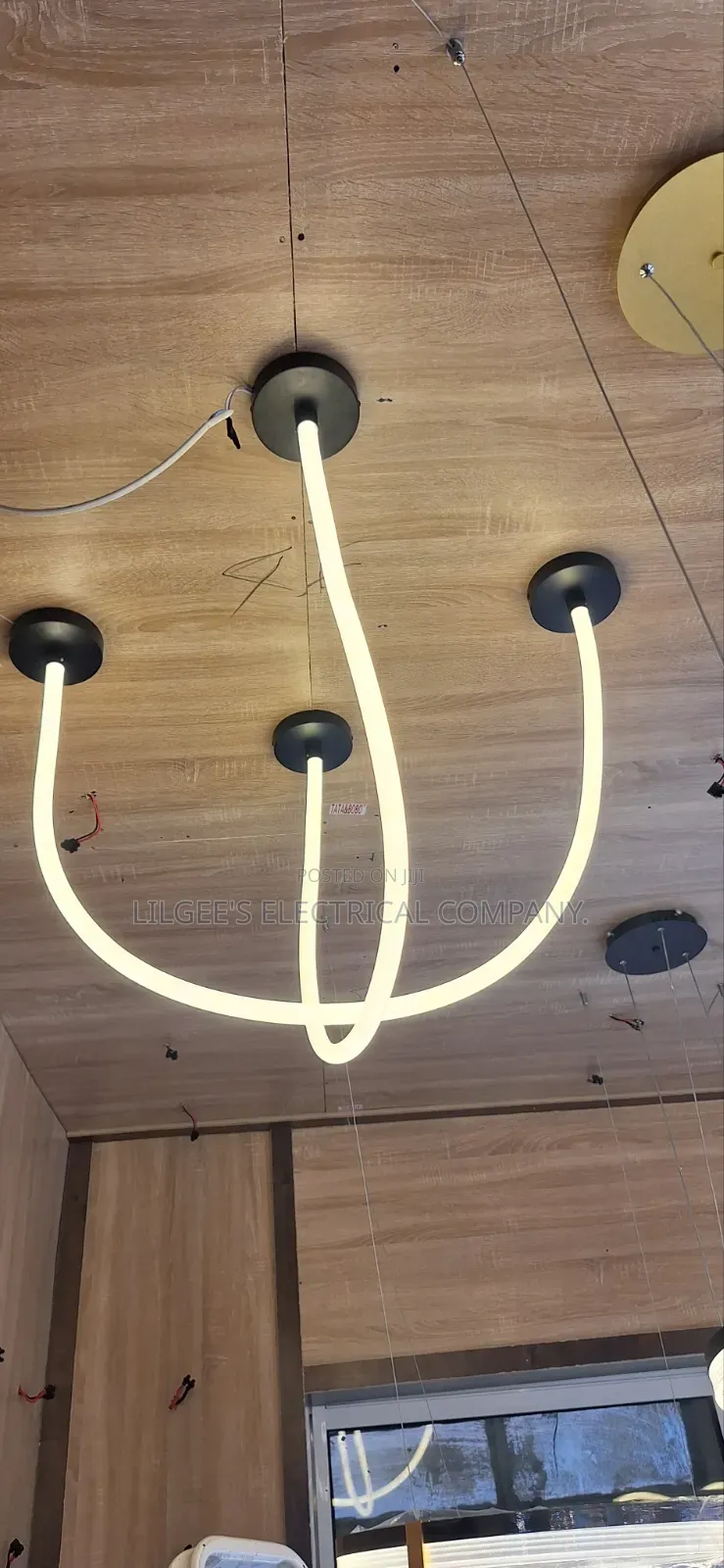 Luxury Cross Section Led Chandelier