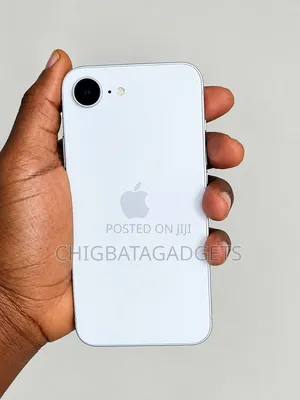 Apple iPhone 16e 128 GB White