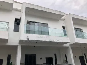 4bdrm Duplex in Harris Drive By Vgc for sale