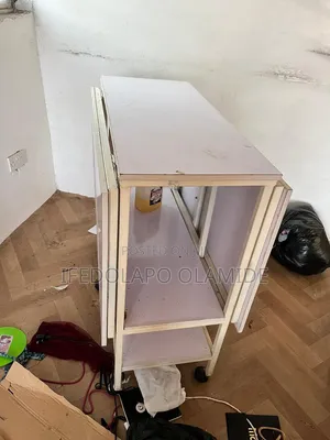 Cutting Table