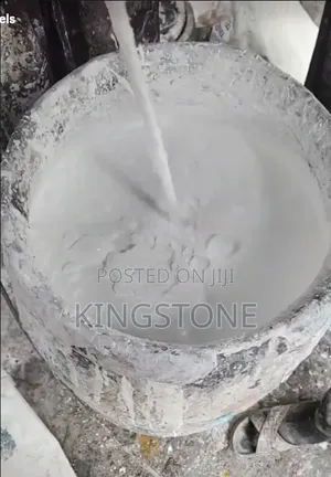 Screeding Putty Paints