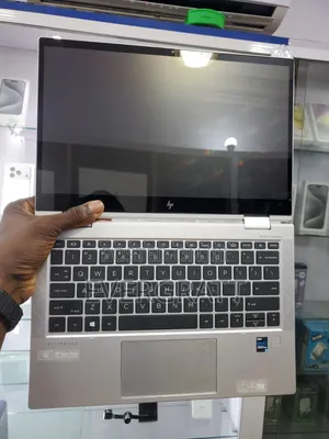 New Laptop HP EliteBook 830 G8 16GB Intel Core i5 SSD 256GB