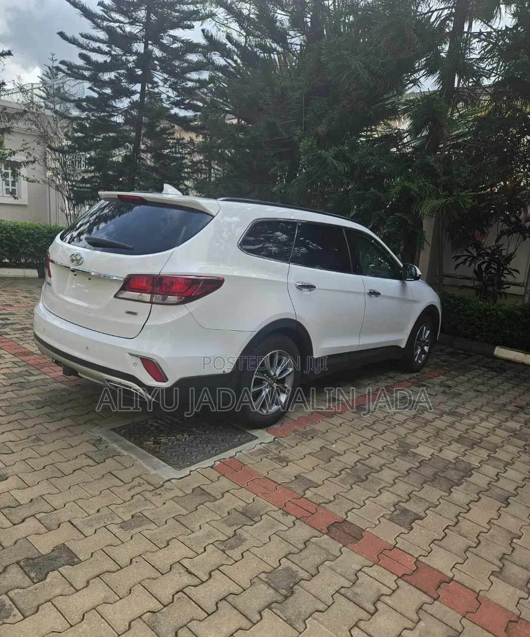 Hyundai Santa Fe 2017 White