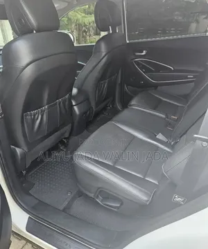 Hyundai Santa Fe 2017 White