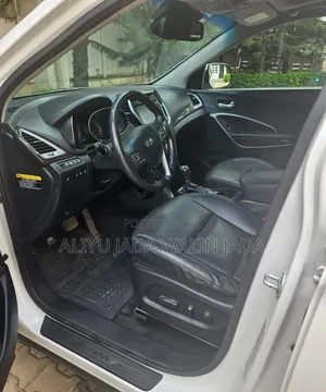 Hyundai Santa Fe 2017 White
