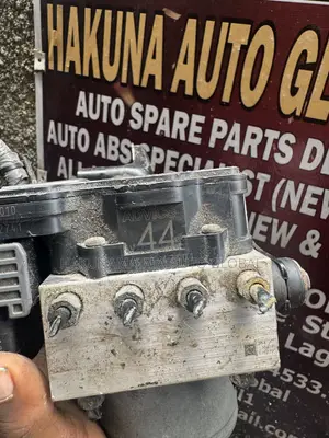 Toyota RAV4 2017–2018 Original ABS Pump