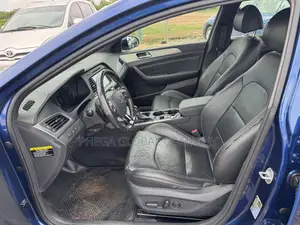 Hyundai Sonata Sport 2.0T 4dr Sedan (2.0L 4cyl Turbo 6A) 2015 Blue
