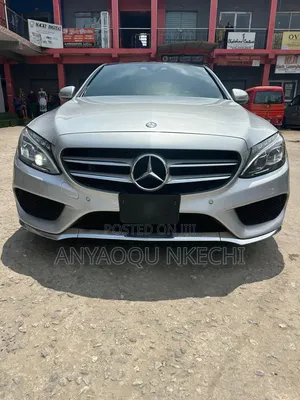 Mercedes-Benz C300 Luxury 4dr AWD 4Matic Sedan (2.0L 4cyl 7A) 2015