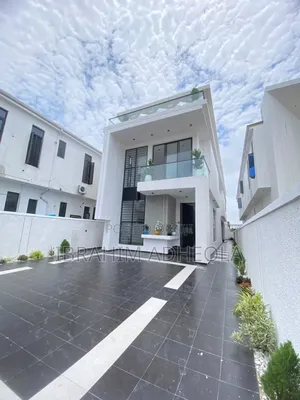 5bdrm Duplex in Ikota for sale