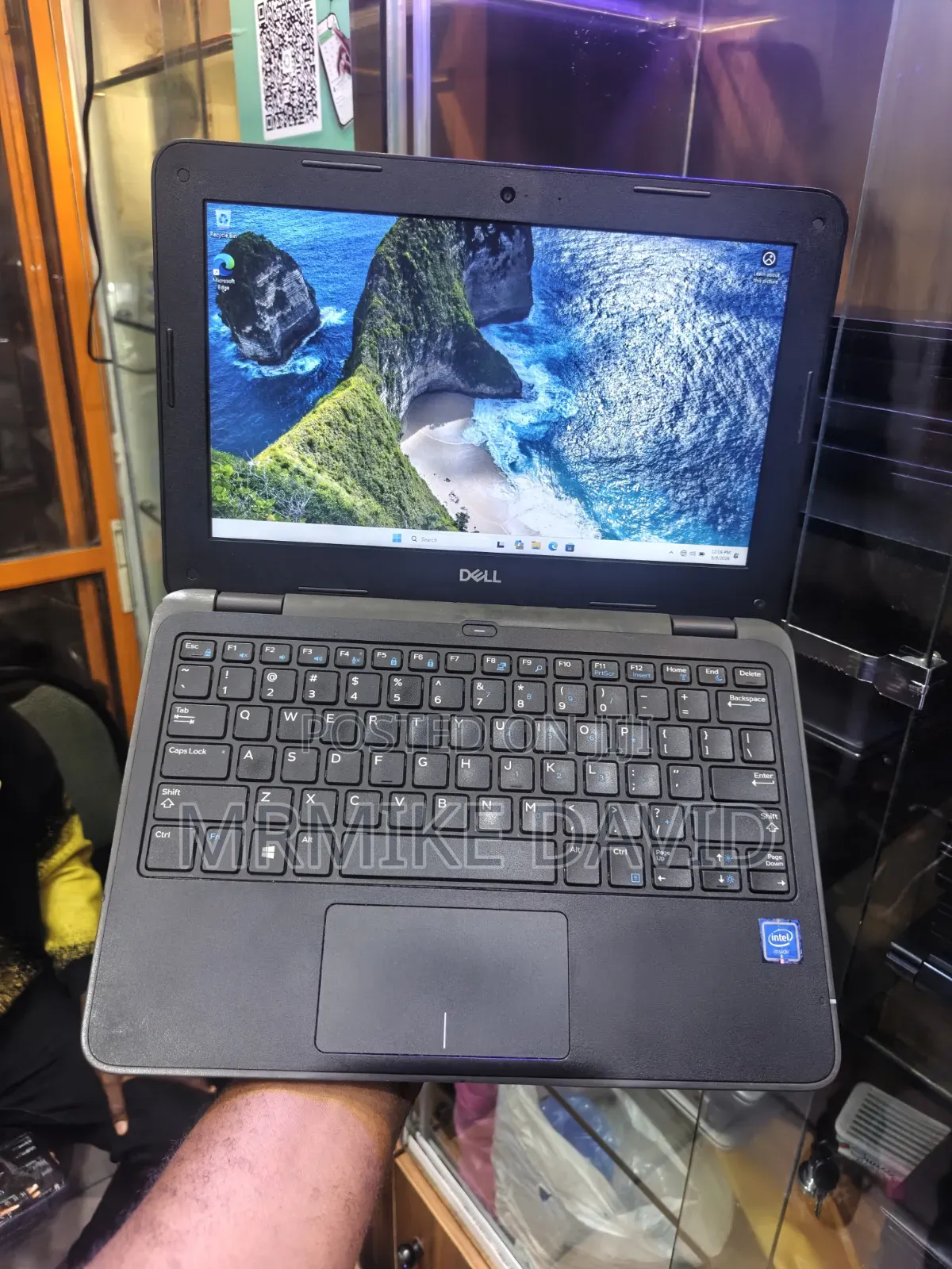 Laptop Dell Latitude 11 3190 4GB Intel Celeron SSD 60GB