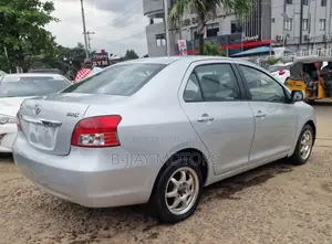 Toyota Yaris 1.5 Automatic 2009 Silver