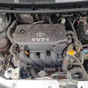 Toyota Yaris 1.5 Automatic 2009 Silver