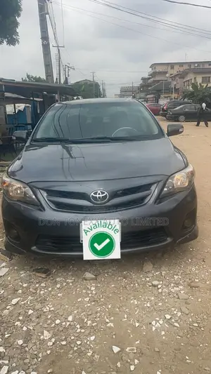 Toyota Corolla S Special Edition 4dr Sedan (1.8L 4cyl 4A) 2013 Gray
