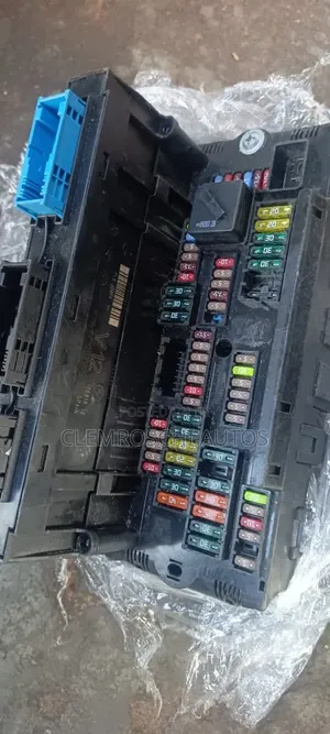 High Quality Certified Complete Brand New Fuse Box Rolls Royce V12